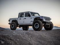 Jeep Gladiator 2.5 Inch Premium Lift Kit 2020+ JT Clayton Off Road